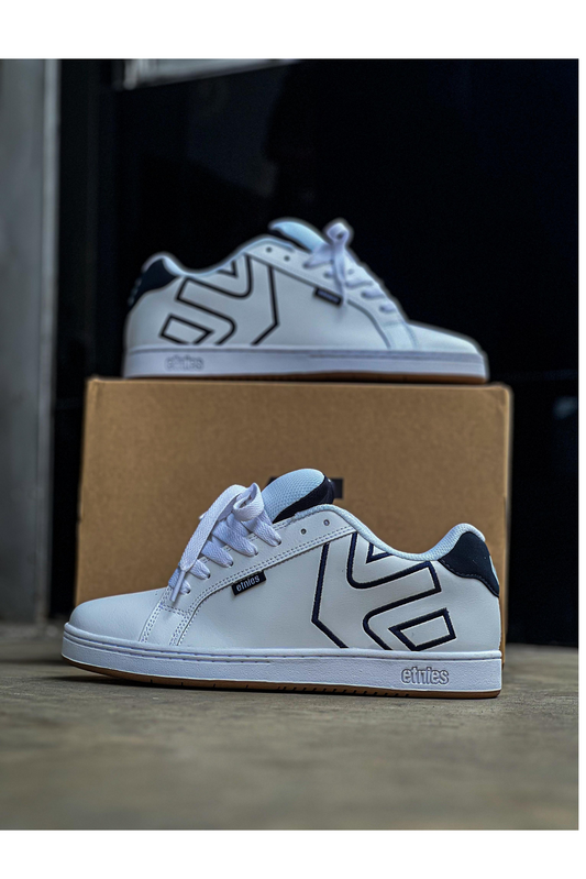 ETNIES FADER