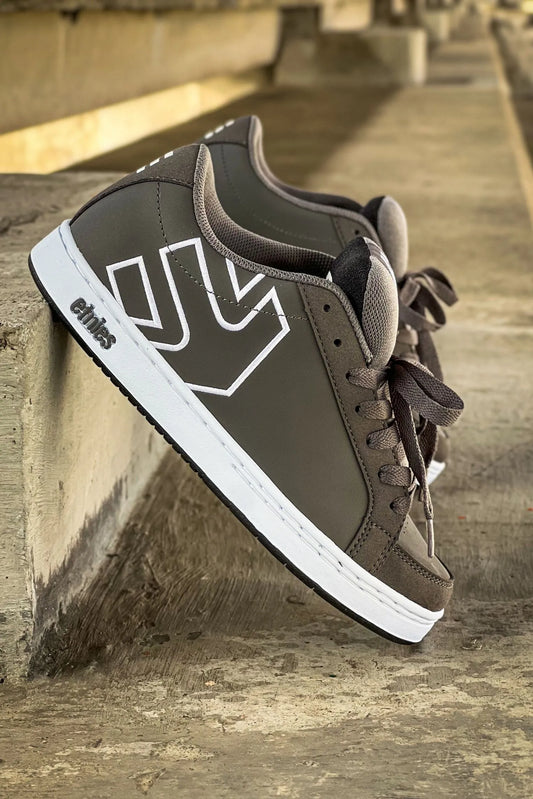 ETNIES KINGPIN 2