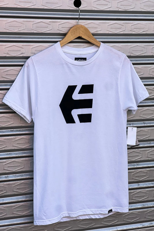 CAMISETA ETNIES