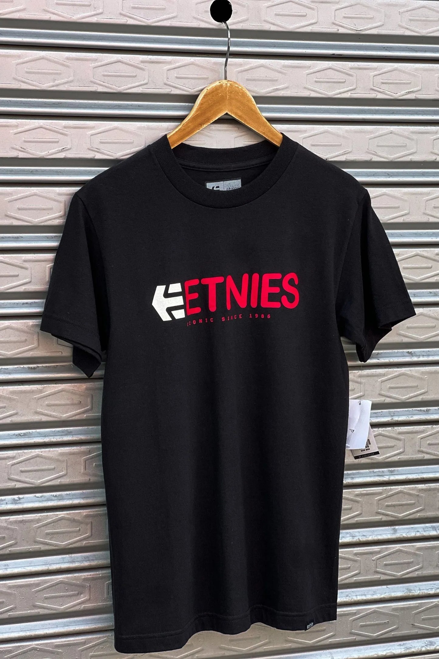 CAMISETA ETNIES