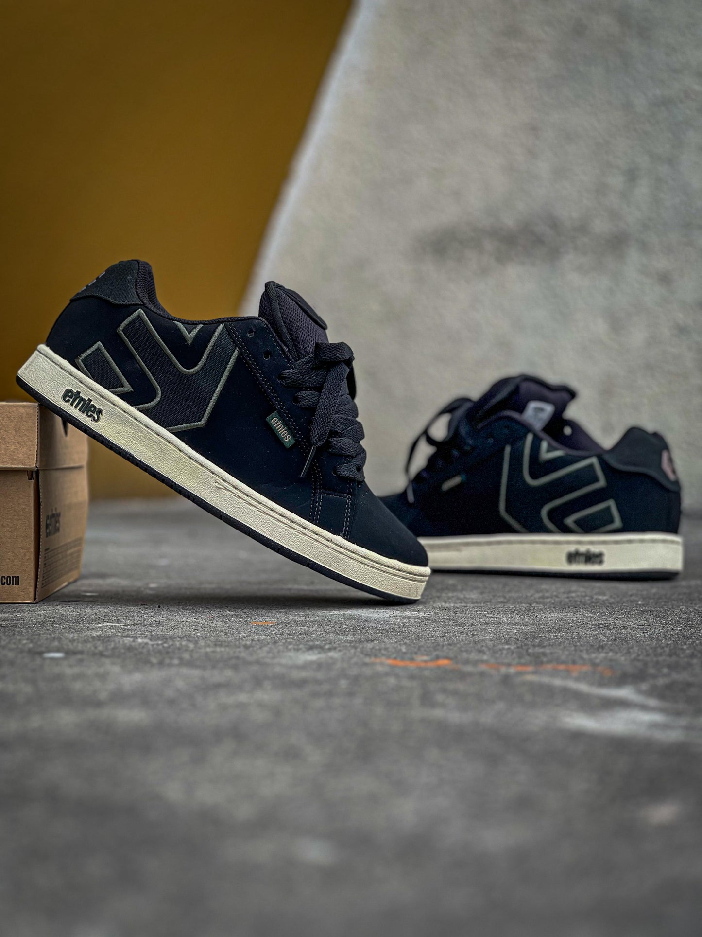 ETNIES FADER